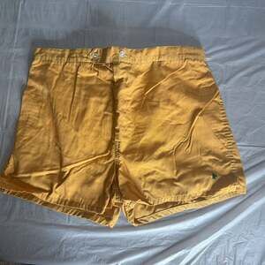 Vintage 60s Towncraft Par Excellence Gold Mustard Shorts